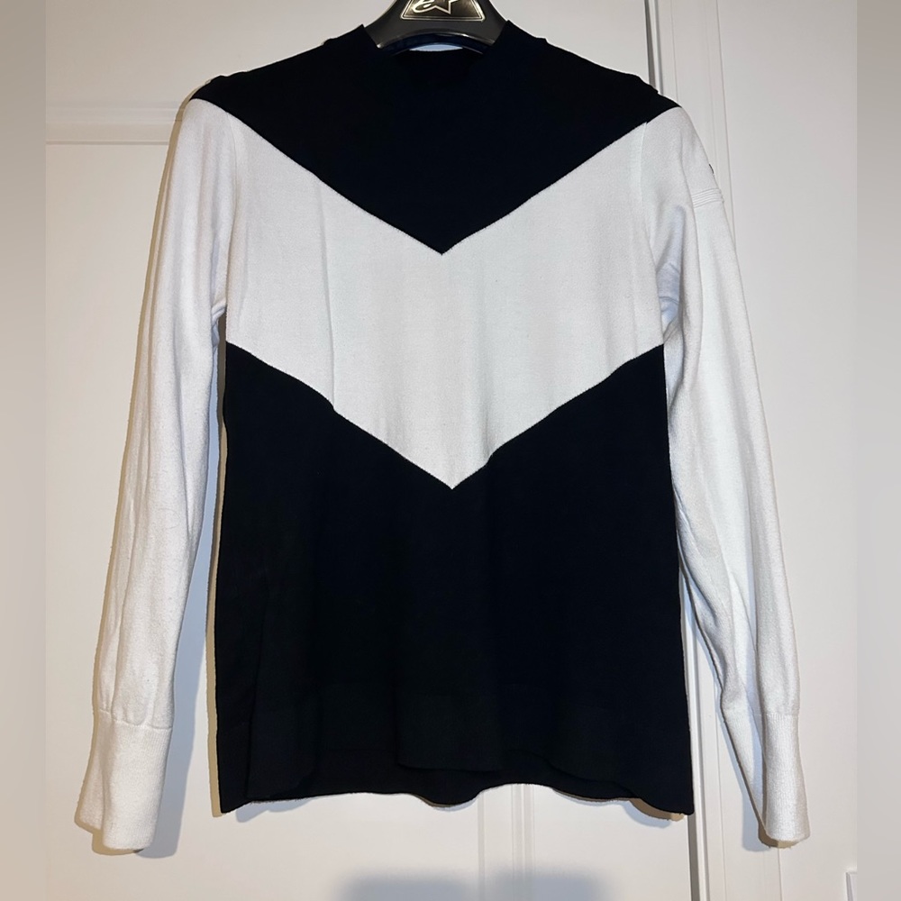 PXG Women’s Chevron Sweater